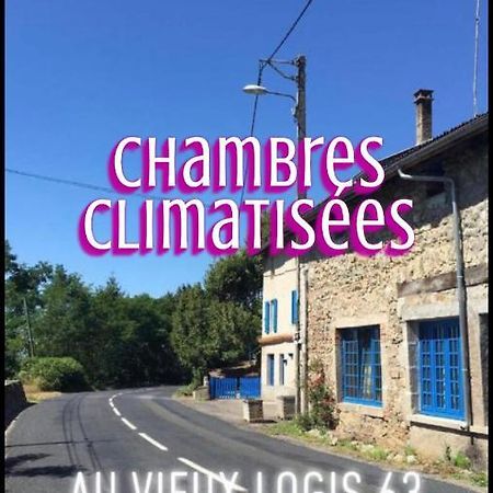 مبيت وإفطار Saint-Rémy-sur-Durolle Au Vieux Logis 63 المظهر الخارجي الصورة